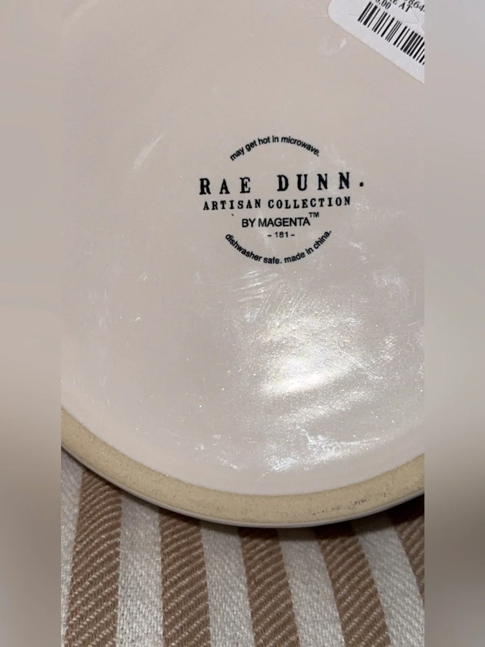 NWT Rae Dunn 6”W x 3”H Ceramic White Round ‘Eat Up’ Pet Dog Food Bowl Dish